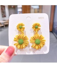 Contrast Colors Chrysanthemum Unique Drop Design Women Wholesale Costume Earrings - Yellow