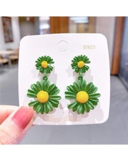 Contrast Colors Chrysanthemum Unique Drop Design Women Wholesale Costume Earrings - Green