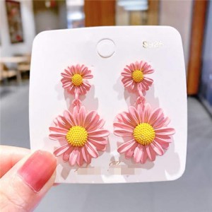 Contrast Colors Chrysanthemum Unique Drop Design Women Wholesale Costume Earrings - Pink