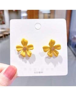 Romantic Flower Design U.S. Style Fashionable Women Wholesale Costume Earrings - Yellow