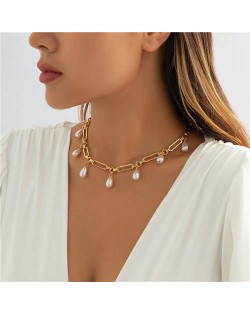 Water Drop Shape Pearls Pendant Hollow-out Alloy Chain Women Wholesale Statement Necklace - Golden