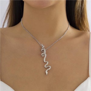 Punk Style Thin Alloy Chain Snake Pendant Women Wholesale Fashion Necklace - Silver
