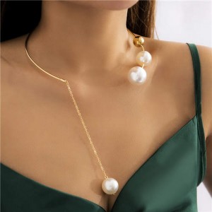 Big Pearl Pendant Unique Design Open-end Women Wholesale Choker Necklace - Golden