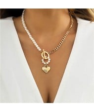 Vintage Elegant Style Pearl and Alloy Chain Mix Combo Love Heart Pendant Women Wholesale Necklace - Golden