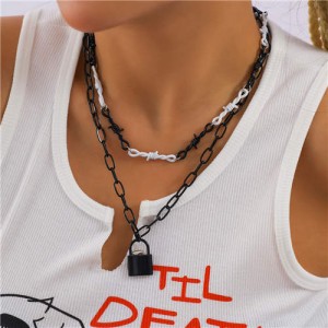 Hip-hop Barbed Wire Style Jewelry Wholesale Black and White Chain Lock Pendant Women Necklace