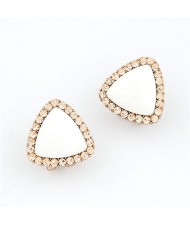 Sweet Fluorescent Delta Ear Studs - White