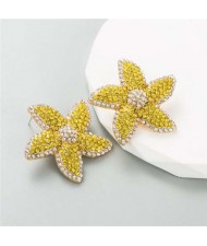 Korean Fashion Rhinestone Inlaid Starfish Unique Shining Women Earrings - Golden