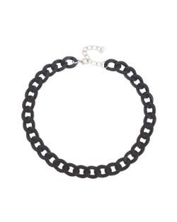 Black Color Acrylic Texture High Fashion Women Necklace