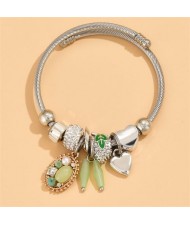 Vintage Green Gems Multi-elements Pendant Fashion Wholesale Bangle