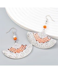 Vintage Style Fan Shape Three-dimensional Sense Design Wholesale Earrings - Golden