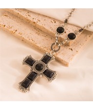 Vintage Style Classic Cross Pendant Wholesale Women Statement Necklace - Black