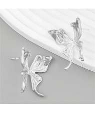 Vintage Style Elegant Butterfly Wholesale Fashion Alloy Women Stud Earrings - Golden