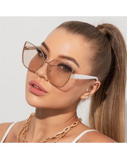 Fashion Big Frame Cat Eye Design Wholesale Women Sunglasses - Brown