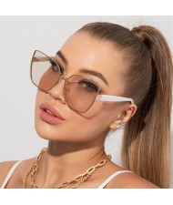 Fashion Big Frame Cat Eye Design Wholesale Women Sunglasses - Brown