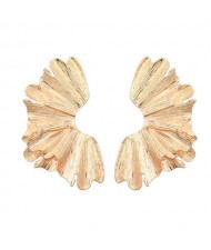 Alloy Texture Flower Fashion Elegant Female Metal Wholesale Earrings - Golden