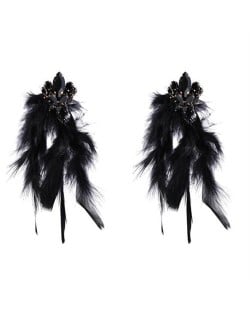 Bohemian Fashion Long Feather Rhinestone Floral Wholesale Earrings - Black