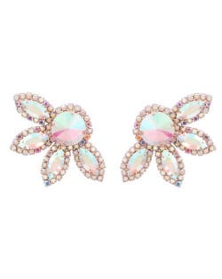Super Shining Floral Design Rhinestone Women Wholesale Stud Earrings - Golden