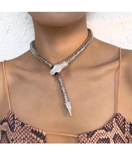 Punk Fashion Snake Design Women Alloy Costume Necklace - Silver