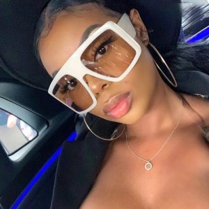 Super Fashion Big Frame Design Wholesale Fashion Women Sunglasses - White