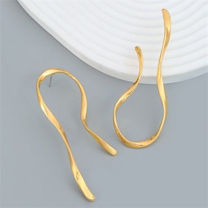 Simple Fashion Crooked Alloy Line Design Wholesale Women Earrings - Golden