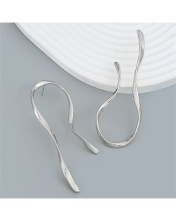 Simple Fashion Crooked Alloy Line Design Wholesale Women Earrings - Golden