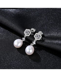 Exquisite Pentagon Design Elegant Natural Pearl Wholesale 925 Sterling Silver Earrings - Whi