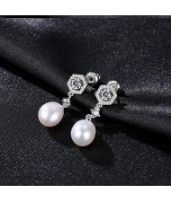 Exquisite Pentagon Design Elegant Natural Pearl Wholesale 925 Sterling Silver Earrings - Whi