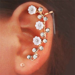 Retro Fashion Daisy Flowers Design Wholesale Women Ear Clip
