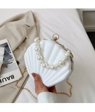 Fashion Pearl Chain Shell Shaped Design Wholesale Women Shoulder Bag Handbag - White