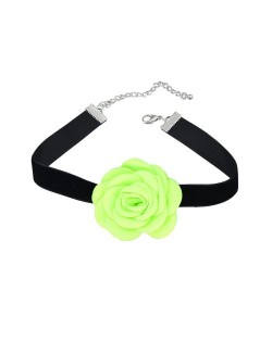 France Style Elegant Rose Flower Design Cloth Women Necklace - Green