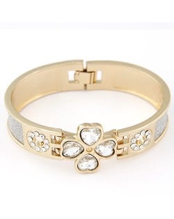 Rhinestone Clover Theme Matting Bangle