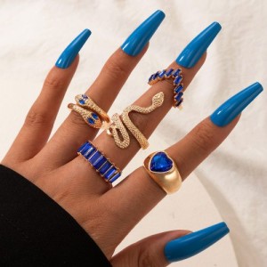 U. S. Fashion Snake and Peach Heart Design 5 Pcs Wholesale Women Ring Set - Blue
