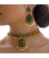 Vintage Fashion Rhinestone Flower Pendant Golden Beads Tassel Wholesale Necklace Earrings Set - Green