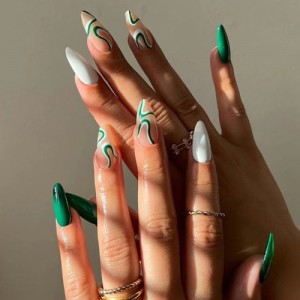 Green and White Water Ripple Pointed Toe 24 Pieces Set Fashion Fake Nail Wholesale Nail Stickers