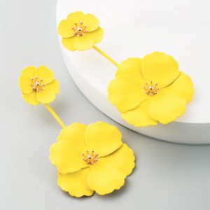 Korean Fashion Sweet Flowers Bohemian Style Solid Color Alloy Wholesale Costume Earrings - Yellow