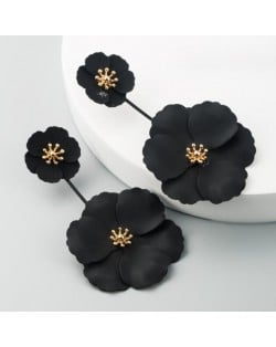 Korean Fashion Sweet Flowers Bohemian Style Solid Color Alloy Wholesale Costume Earrings - Black
