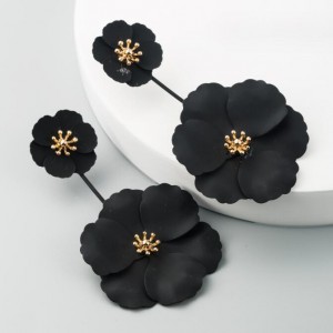 Korean Fashion Sweet Flowers Bohemian Style Solid Color Alloy Wholesale Costume Earrings - Black