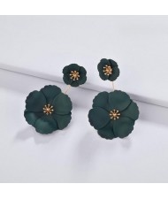 Korean Fashion Sweet Flowers Bohemian Style Solid Color Alloy Wholesale Costume Earrings - Ink Green