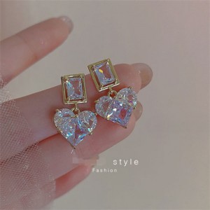 Super Shining Cubic Zirconia Heart Design Wholesale Korean Girl Fashion Earrings - Golden