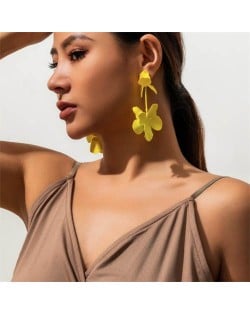 Candy Color Vintage Flower Fashion Wholesale Women Dangle Earrings - Yellow