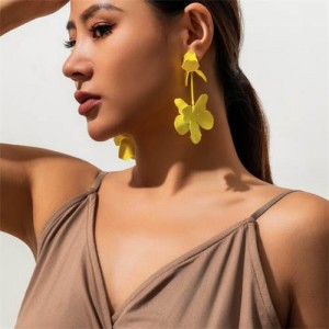 Candy Color Vintage Flower Fashion Wholesale Women Dangle Earrings - Yellow