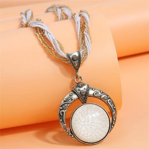 Bohemian Fashion Folk Style Round Pendant Weaving Chain Wholesale Costume Necklace - White