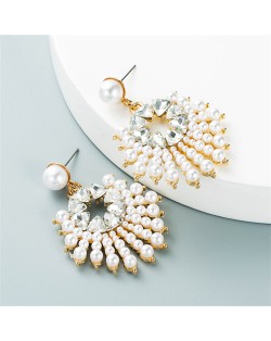 Fashion Franch Style Elegant Pearl Sun Flower Design Women Wholesale Earrings - White