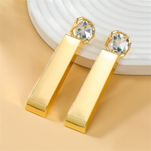 Simple Cuboid Shape Design Bling Rhinestone Decorated Exaggerated Women Alloy Earrings - Golden