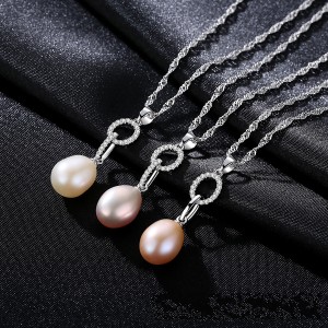 (1 Piece) Cubic Zirconia Circle with Natural Pearl Pendant Wholesale 925 Sterling Silver Necklace (3 Colors Available)