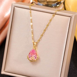 Sweet Pinky Cubic Zirconia Heart Pendant Golden Fashion Women Wholesale Costume Necklace