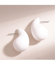 Minimalist Style High Fashion Waterdrop Women Wholesale Costume Earrings - White