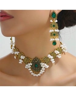 Pearl Decorated Vintage Waterdrop Fashion Wholesale Fashion Necklace and Earrings Set