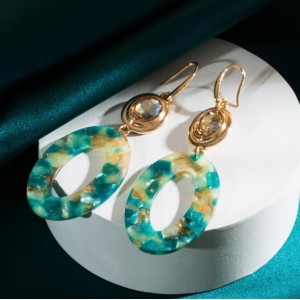 Resin Oval Hoop Design Wholesale Costume Dangle Earrings - Green