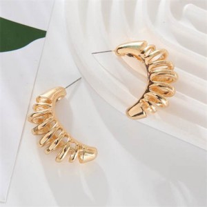 Unique Vintage Arch Spring Design Wholesale Women Stud Earrings - Golden